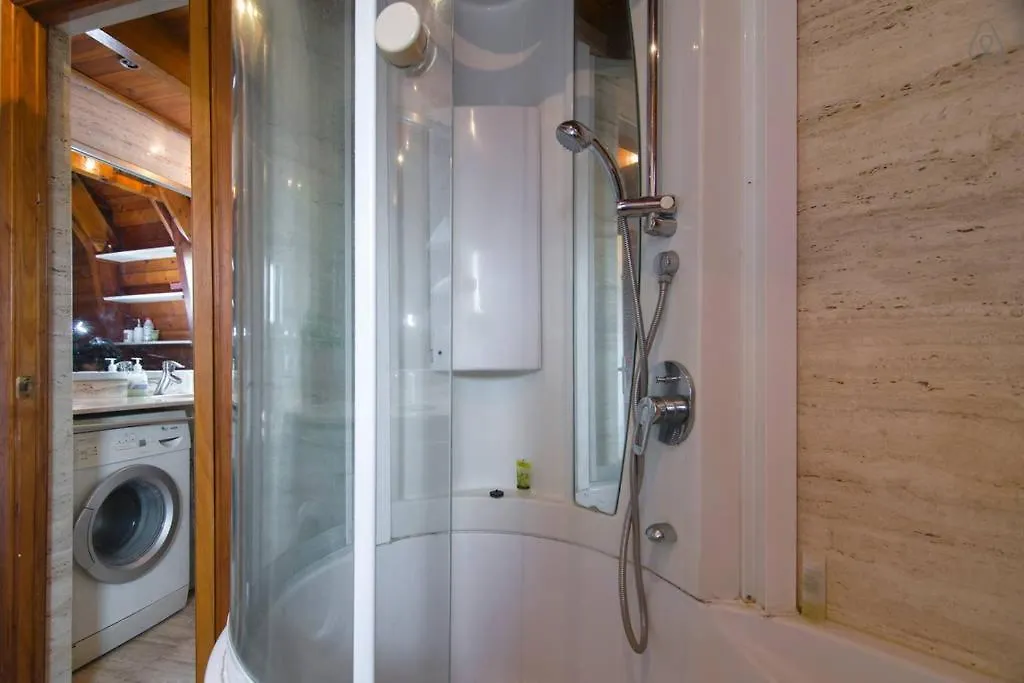 Mellow Barcelona Hostel